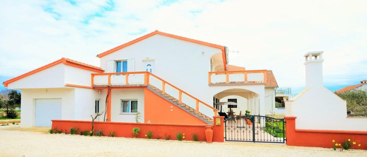 Apartman Neli Vir Dış mekan fotoğraf